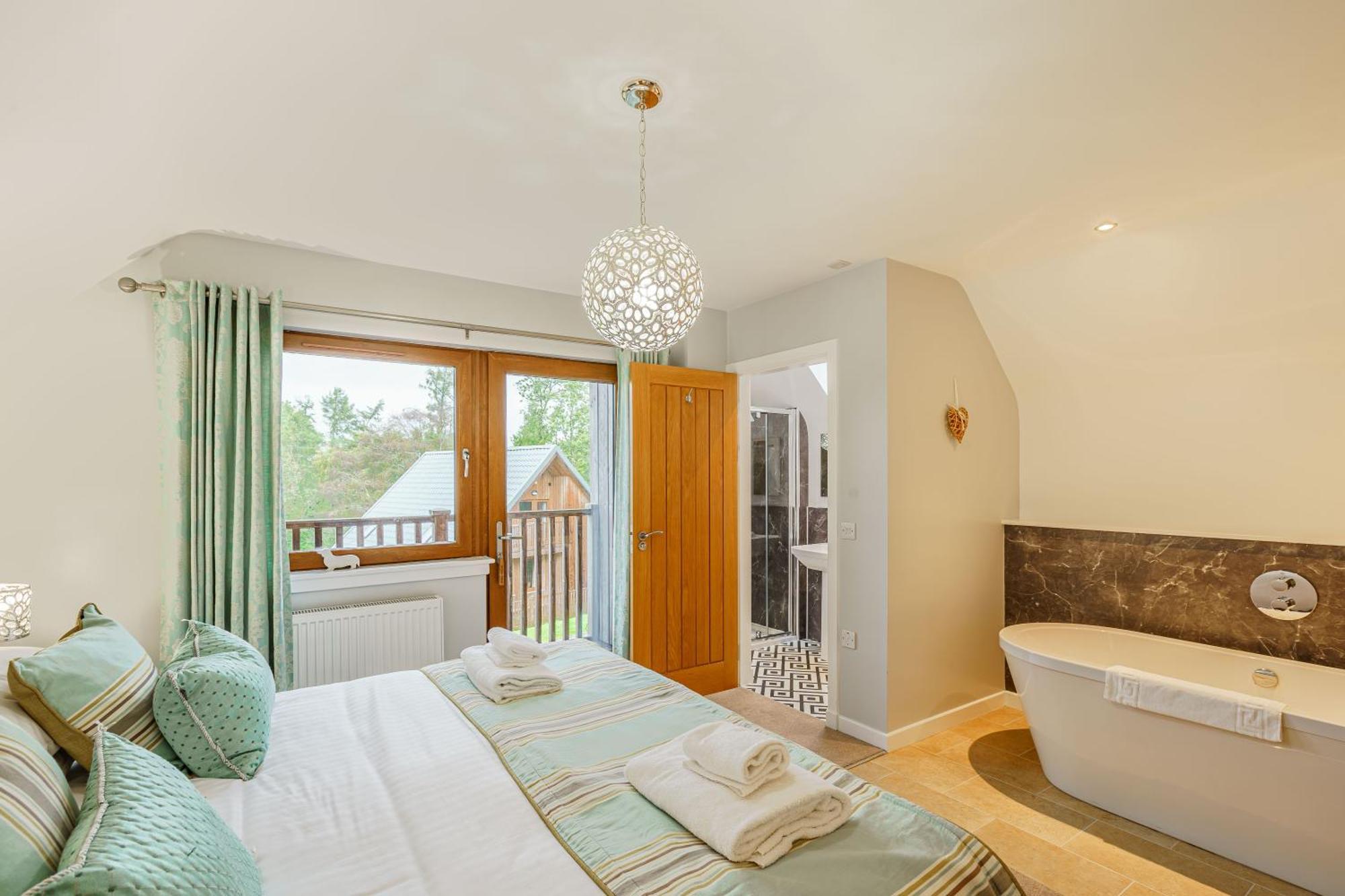 Lord Galloway 35 With Hot Tub Newton Stewart Exterior foto